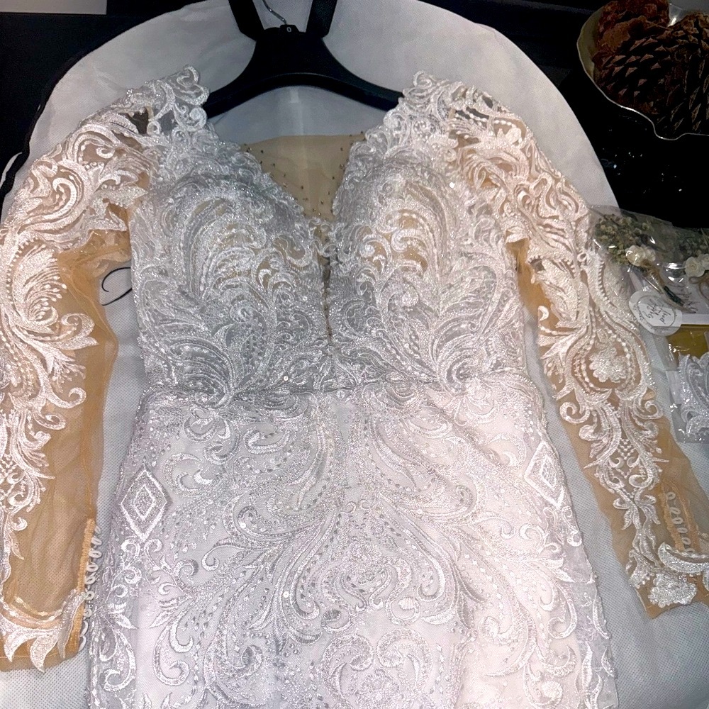 Wedding Dress 2 in 1 Elegant White Lace with Detachable Skirt Train